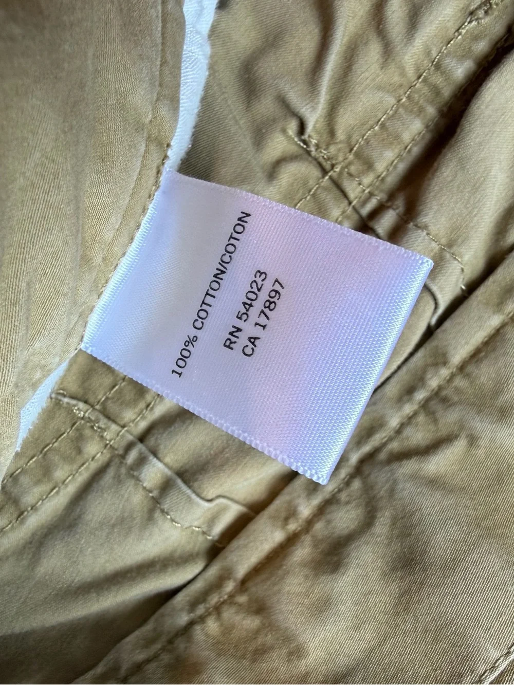 Banana Republic Men's Cargo Pants in Tan